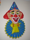 ... verschiedene Clowns an den Wändes des Paulushaus